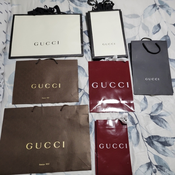 Designer paper shopping bags - Picture 1 of 6